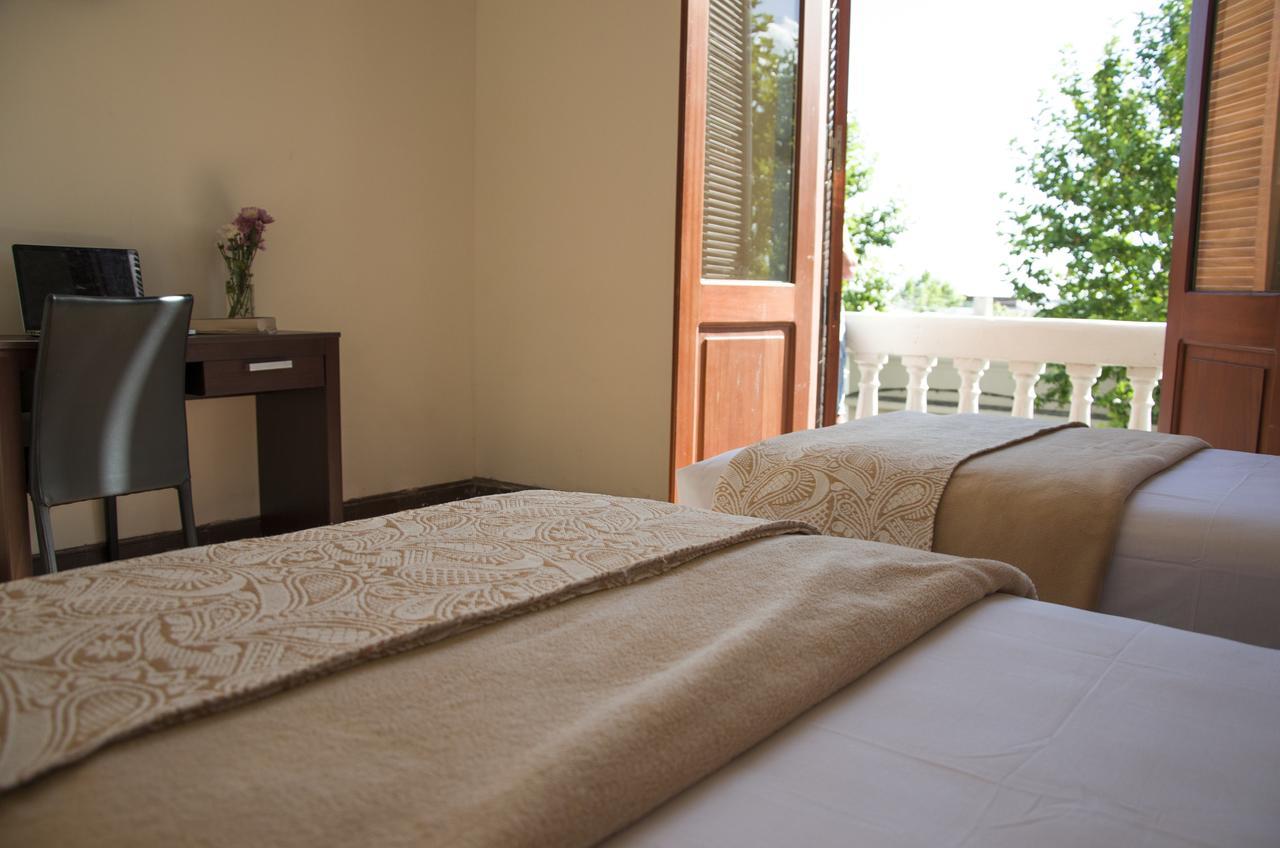 Dolores Hotel - Uruguay Екстер'єр фото